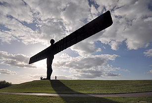   ġ    õ: the Angel of the north