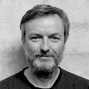  ڵ鸮(Paul Handley)